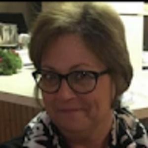 Meet your Posher, Suzanne